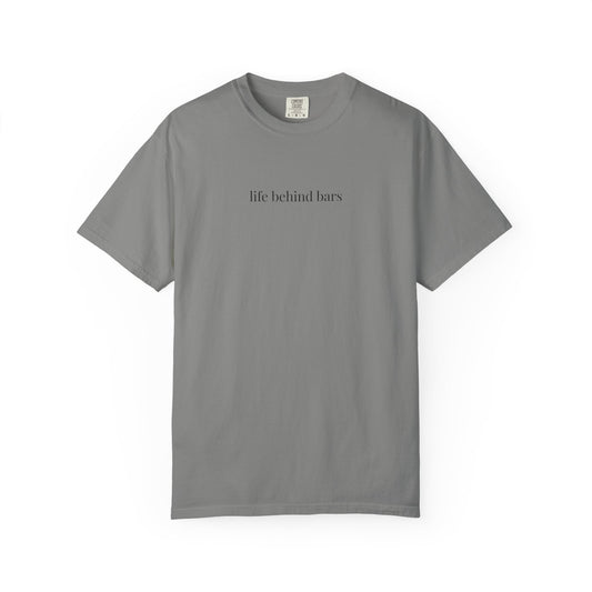 life behind bars comfort tee - bartender (51 Sycamore)