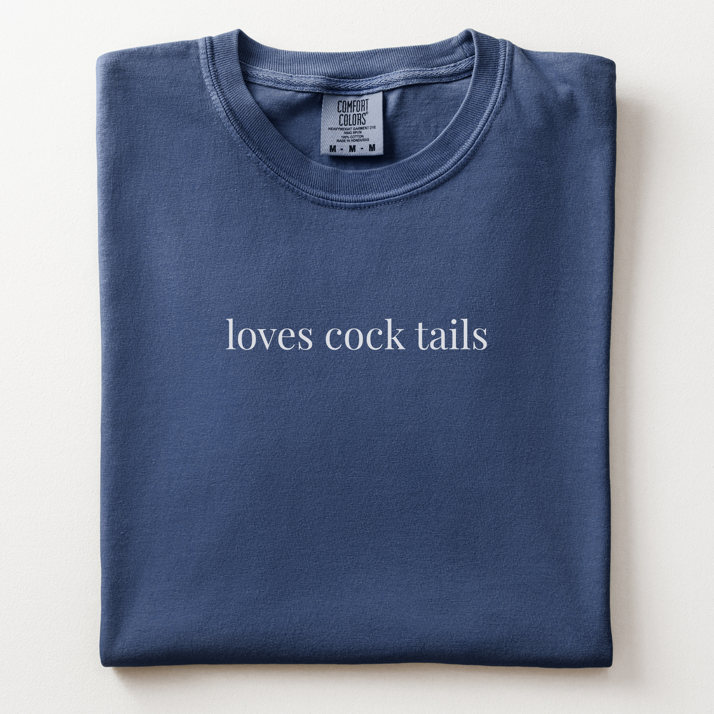 loves cock tails comfort tee
