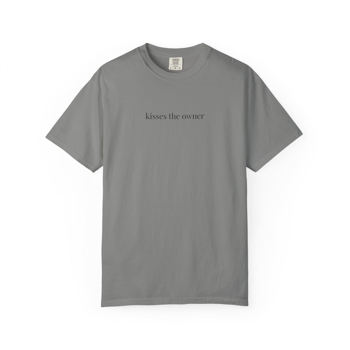 kisses the owner comfort tee (51 Sycamore)